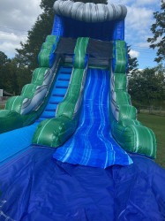 crocodile mile bounce house 1 1764984717 Crocodile Mile (15ft)